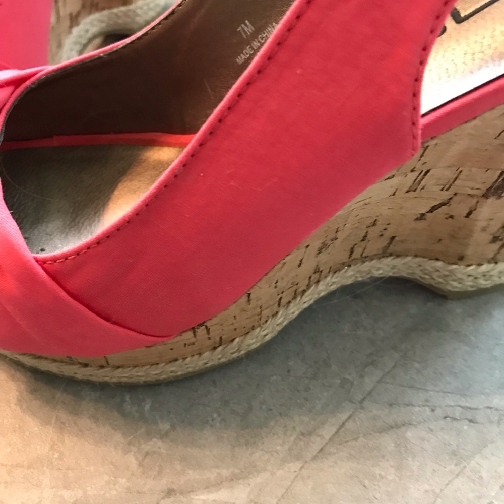 Moda Spana coral wedges - Picture 4 of 6